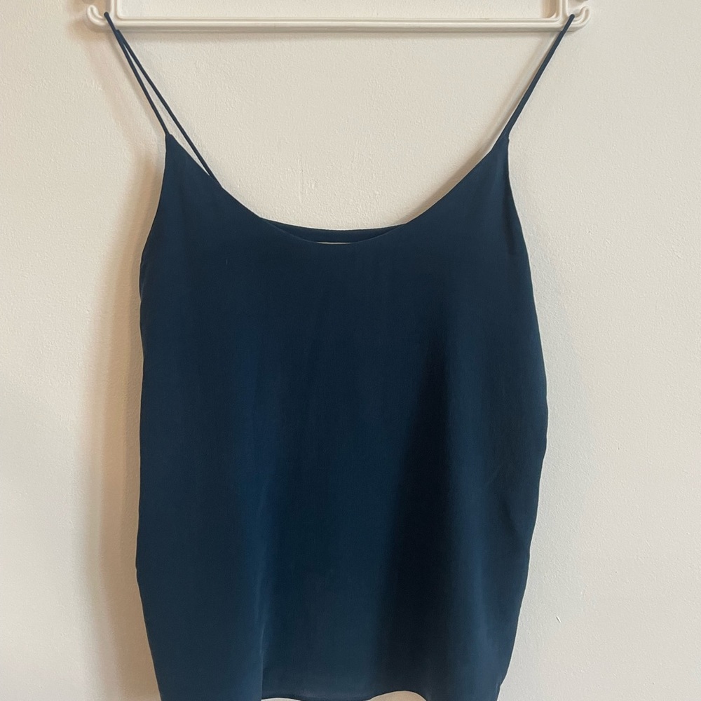 Everlane tank top